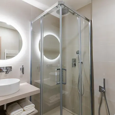 & Wellness Fitak****