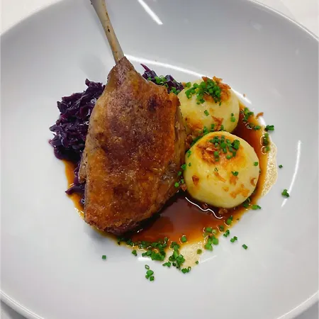 Spa&wellness Fitak**** Hotel