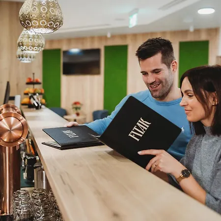 Hotel & Wellness Fitak****